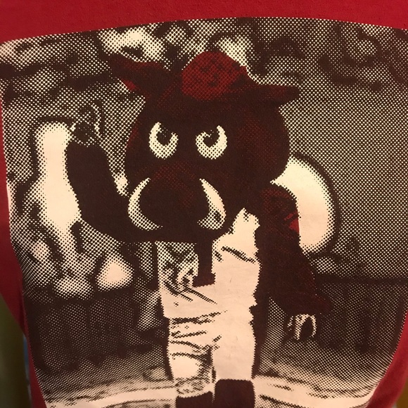 Nike University of Arkansas Big Red Razorbacks Tee - Picture 4 of 5